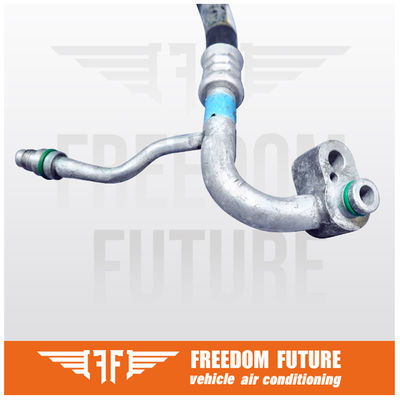 1K0820721AC Automotive Air Conditioning Aluminum Tubing For 05-10 VW Golf Mk5 Touran